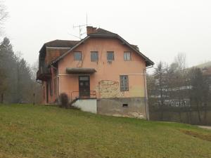 Lorgerjeva domačija 6