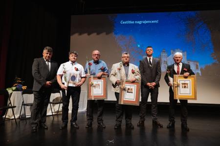 Prejemniki letošnjih priznanj in nagrad. Foto: Matic Javornik