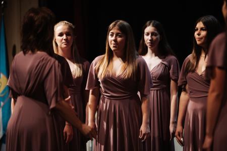 Komorni zbor Cantabile. Foto: Matic Javornik