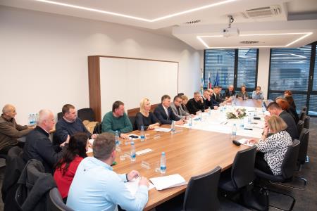 Ustanovna seja 7 12 2022