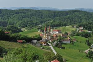 Marijina cerkev na Sladki Gori