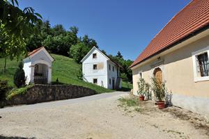 Sedovška domačija