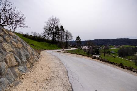 Med obnovo, marec 2024