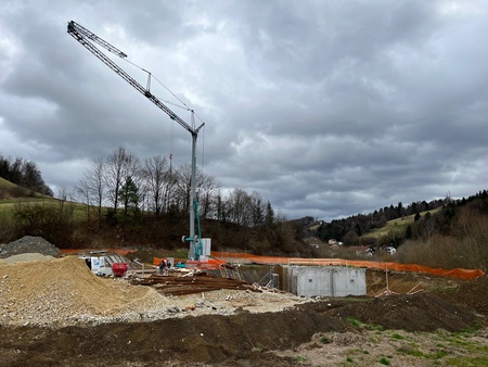 Na gradbišču marca 2025